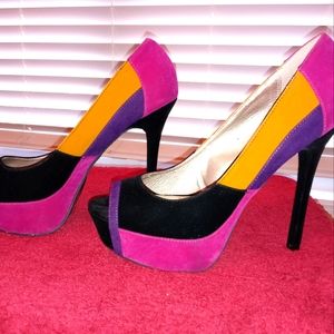 Beautiful multicolored peep toe heel